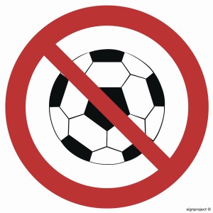 GB048 Zakaz gry w piłkę
